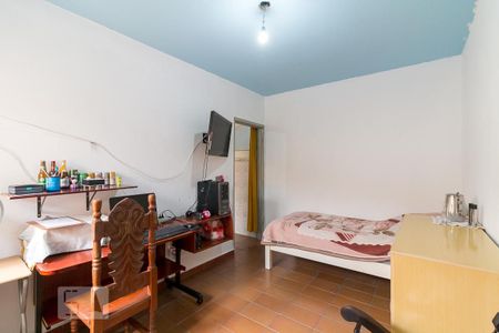 Casa à venda com 240m², 3 quartos e 2 vagasEdícula - quarto