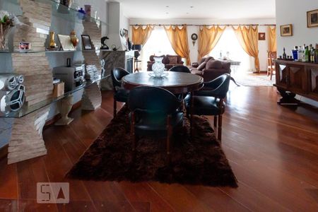 Sala de casa de condomínio à venda com 4 quartos, 500m² em Parque dos Principes, São Paulo