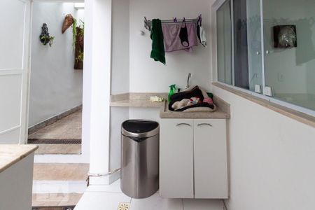 Casa de condomínio à venda com 500m², 4 quartos e 6 vagas Casa de condomínio à venda com 500m², 4 quartos e 6 vagasCozinha