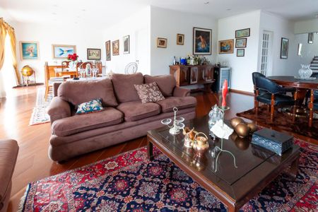 Sala de casa de condomínio à venda com 4 quartos, 500m² em Parque dos Principes, São Paulo