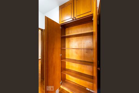 Apartamento para alugar com 99m², 3 quartos e 1 vagaCorredor dos quartos