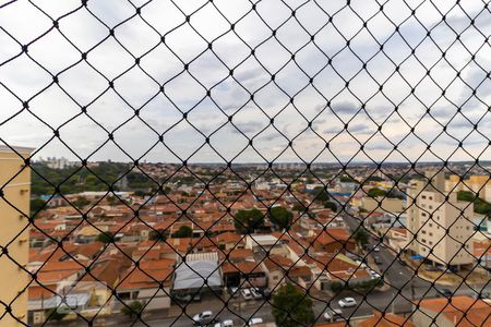 Vista da sacada de apartamento para alugar com 3 quartos, 99m² em Novo Taquaral, Campinas