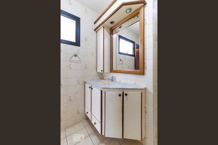 Apartamento para alugar com 99m², 3 quartos e 1 vagaBanheiro da suíte