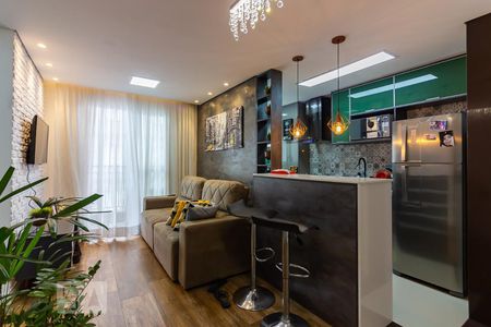Sala de apartamento à venda com 2 quartos, 48m² em Padroeira, Osasco