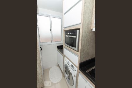 Apartamento à venda com 77m², 3 quartos e 1 vagaÁrea de Serviço