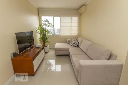 Sala de apartamento à venda com 3 quartos, 77m² em Vila Ipiranga, Porto Alegre