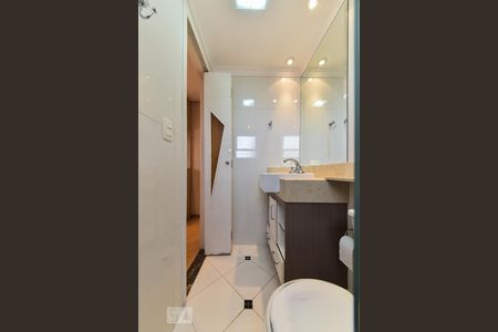 Apartamento à venda com 58m², 2 quartos e 1 vaga Apartamento à venda com 58m², 2 quartos e 1 vagaBanheiro da Suíte