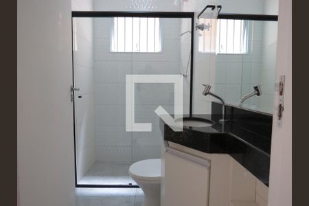 Casa à venda com 170m², 3 quartos e 2 vagasBanheiro Inferior (Entrada)