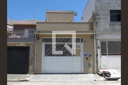 Casa à venda com 170m², 3 quartos e 2 vagasFachada