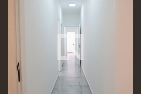 Casa à venda com 170m², 3 quartos e 2 vagasCorredor Segundo Andar Entrada Quartos