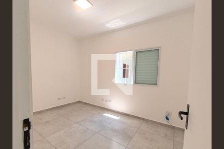Quarto 2 (Entrada) de casa à venda com 3 quartos, 170m² em Vila Pereira Cerca, São Paulo
