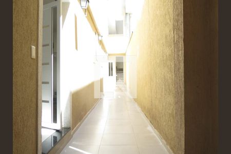 Casa à venda com 170m², 3 quartos e 2 vagasCorredor Externo