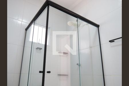 Casa à venda com 170m², 3 quartos e 2 vagasBanheiro Suíte Quarto 3 (Box)