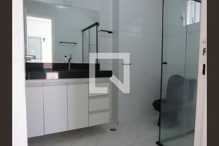 Casa à venda com 170m², 3 quartos e 2 vagasBanheiro Suíte Quarto 3 (Entrada)