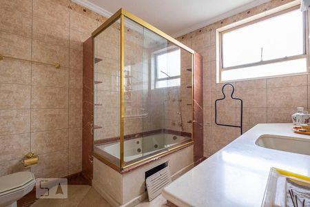 Apartamento para alugar com 260m², 4 quartos e 2 vagasSuíte - Banheiro