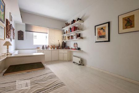 Apartamento para alugar com 260m², 4 quartos e 2 vagasQuarto 2