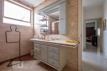 Apartamento para alugar com 260m², 4 quartos e 2 vagasSuíte - Banheiro