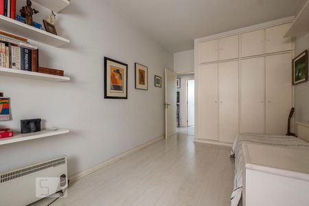 Apartamento para alugar com 260m², 4 quartos e 2 vagasQuarto 2