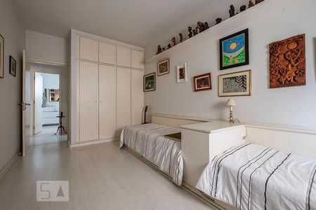 Apartamento para alugar com 260m², 4 quartos e 2 vagasQuarto 2