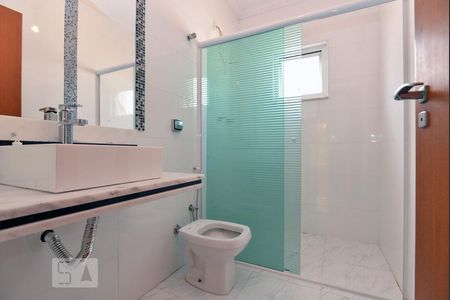 Banheiro da suíte de casa à venda com 3 quartos, 210m² em Piqueri, São Paulo