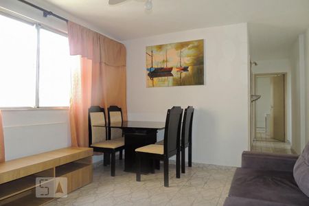 Sala  de apartamento à venda com 2 quartos, 47m² em Jacarepaguá, Rio de Janeiro