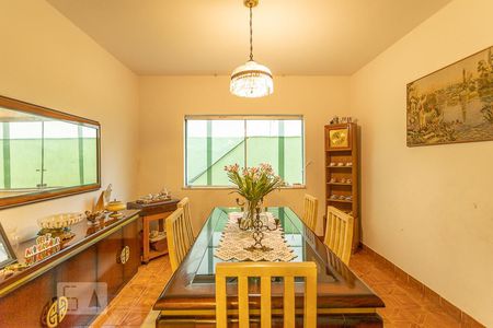 Casa à venda com 450m², 3 quartos e 6 vagasSala Jantar