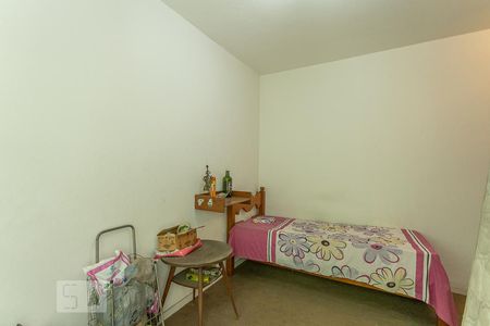 Casa à venda com 450m², 3 quartos e 6 vagasSuíte Serviço