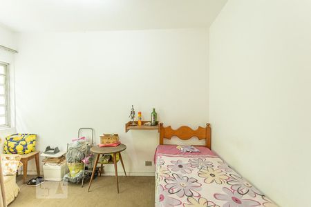 Casa à venda com 450m², 3 quartos e 6 vagasSuíte Serviço