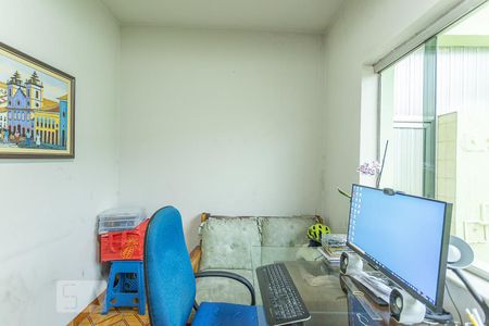 Casa à venda com 450m², 3 quartos e 6 vagasEscritório