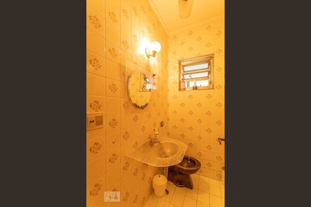 Casa à venda com 450m², 3 quartos e 6 vagasLavabo