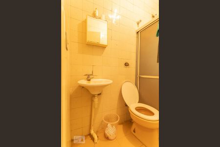 Casa à venda com 450m², 3 quartos e 6 vagasBanheiro Suíte Serviço