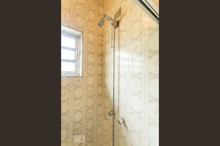 Casa à venda com 450m², 3 quartos e 6 vagasBanheiro Suíte 3