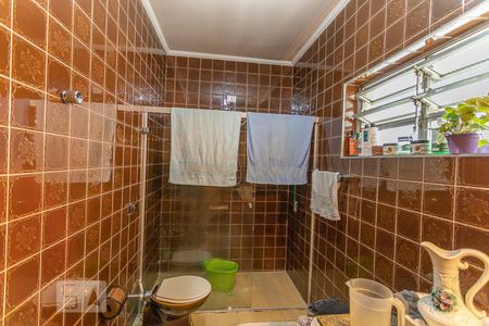 Casa à venda com 450m², 3 quartos e 6 vagasBanheiro Suíte 1