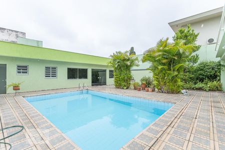 Casa à venda com 450m², 3 quartos e 6 vagasPiscina