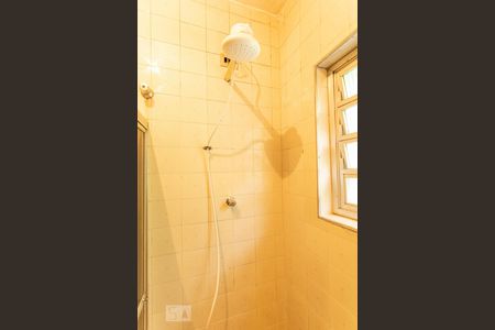 Casa à venda com 450m², 3 quartos e 6 vagasBanheiro Suíte Serviço