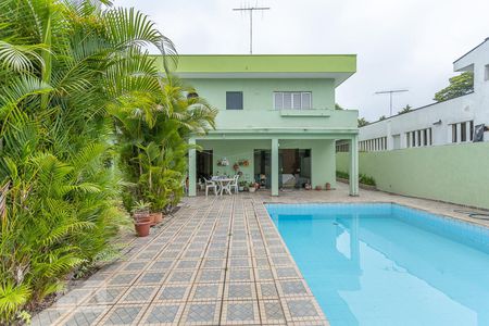 Casa à venda com 450m², 3 quartos e 6 vagasPiscina