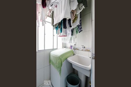 Apartamento à venda com 64m², 3 quartos e 1 vagaÁrea de Serviço