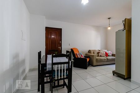 Apartamento à venda com 64m², 3 quartos e 1 vagaSala