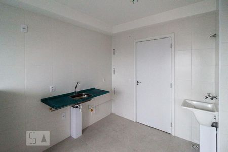 Cozinha de apartamento à venda com 2 quartos, 32m² em Parque Fongaro, São Paulo