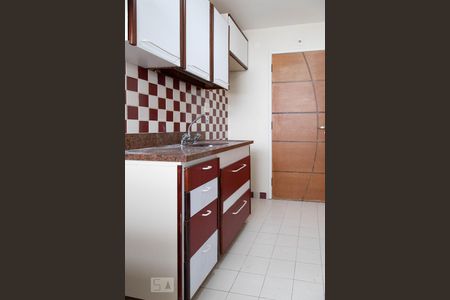 Apartamento para alugar com 80m², 2 quartos e 1 vaga Apartamento para alugar com 80m², 2 quartos e 1 vagaCozinha