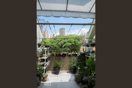 Casa à venda com 165m², 4 quartos e 2 vagasÁREA DE SERVIÇO