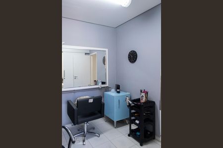 Casa à venda com 165m², 4 quartos e 2 vagasSALETA