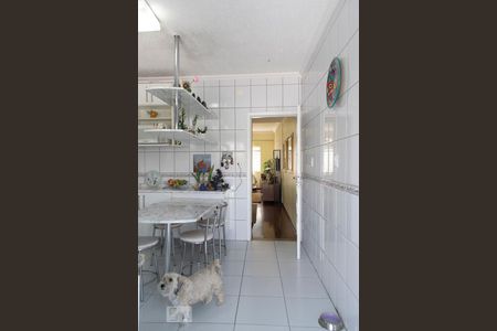 Casa à venda com 165m², 4 quartos e 2 vagasCOZINHA