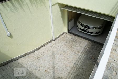 Casa à venda com 165m², 4 quartos e 2 vagasENTRADA