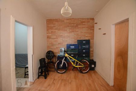 Sala de casa à venda com 2 quartos, 120m² em Irajá, Rio de Janeiro