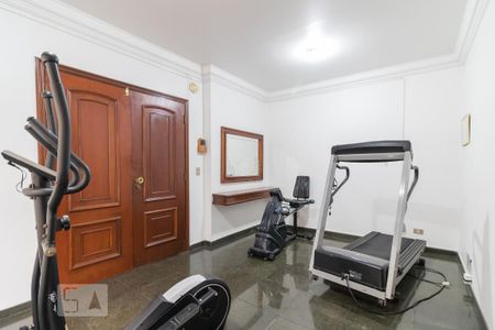 Apartamento à venda com 170m², 4 quartos e 3 vagasAcademia