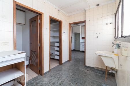 Apartamento à venda com 170m², 4 quartos e 3 vagasÁrea de serviço