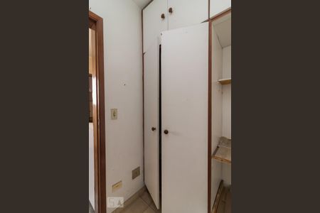 Apartamento à venda com 170m², 4 quartos e 3 vagasQuarto de serviço