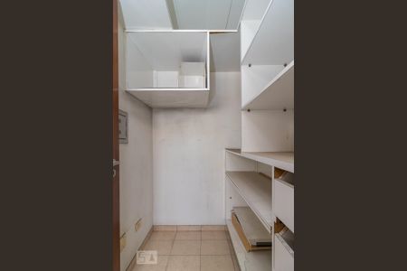 Apartamento à venda com 170m², 4 quartos e 3 vagasDepósito