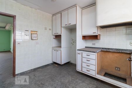 Apartamento à venda com 170m², 4 quartos e 3 vagasCozinha
